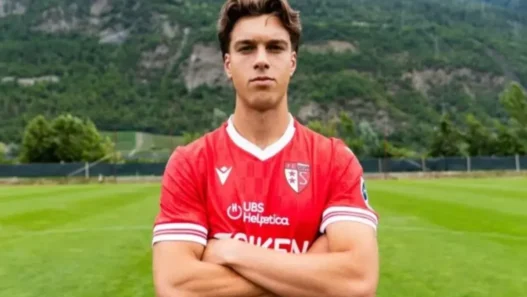 Dinis Rodrigues: l'attaccante del Napoli si allena con l'Eldense