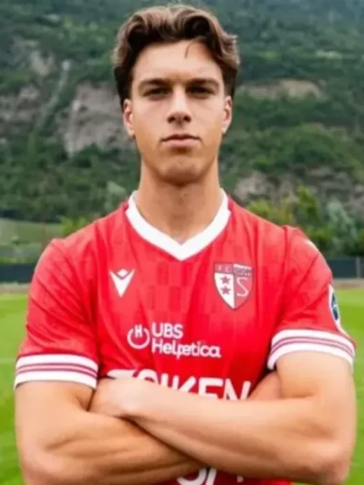 Dinis Rodrigues: l'attaccante del Napoli si allena con l'Eldense