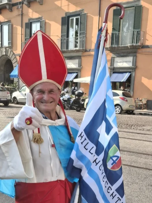 Napoli: 100 anni di storia, passione e memoria collettiva