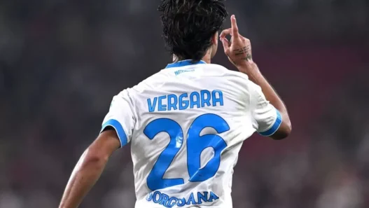 Vergara, il post di Imparato: "Non dovevi nascere a Napoli"