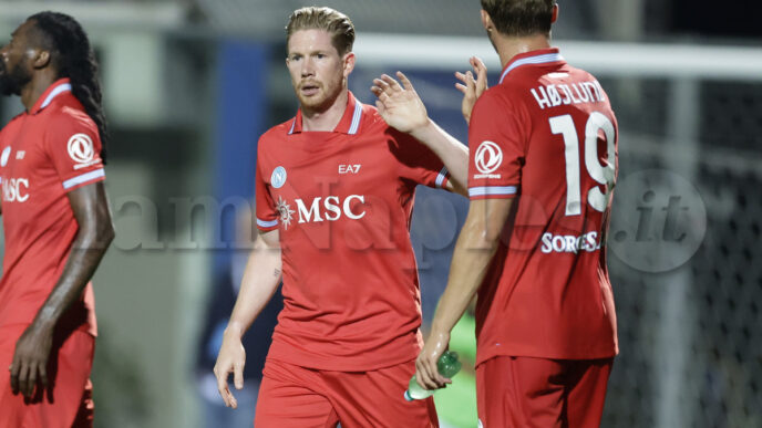 Napoli, assenza McTominay: atteso un De Bruyne al top