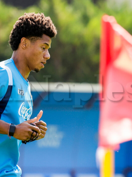 Napoli-Arsenal: David Neres verso la convocazione