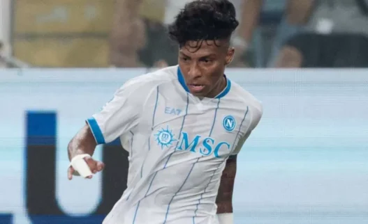Napoli: rifiutata offerta da 60 milioni per Alisson Santos dall'Arabia Saudita