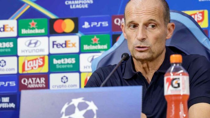 Napoli, Allegri cerca di ricompattare una squadra nervosa