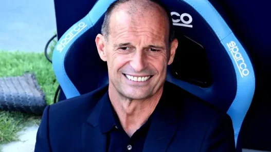Napoli-Bologna 1-0: Allegri furioso con Lucca, interviene Di Lorenzo