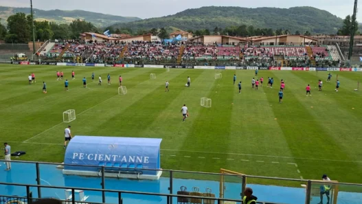 De Laurentiis: "Paga il Napoli per le amichevoli, Pay per View a 9,99 euro"