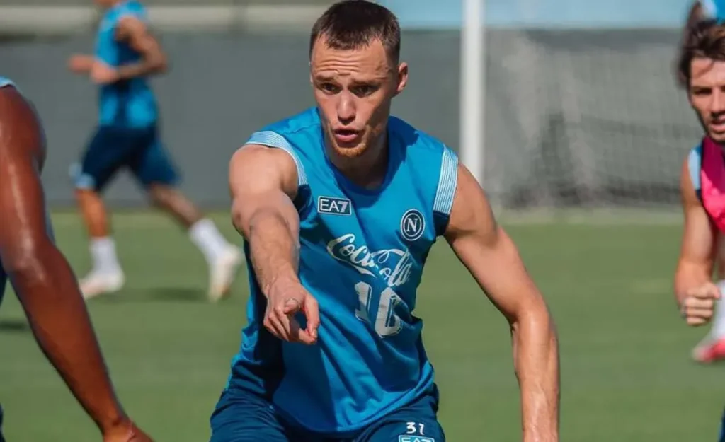 Difesa a 3 per Allegri? Beukema pronto a tornare titolare