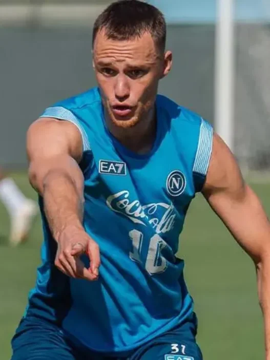 Difesa a 3 per Allegri? Beukema pronto a tornare titolare