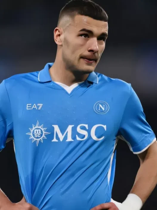 Napoli: difesa, l'incognita Badiashile e le scelte di Allegri