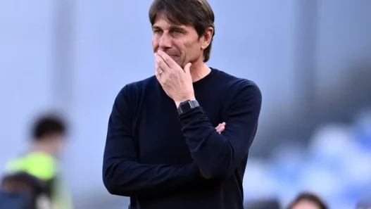 Conte dice no al Fenerbahce: l'ex Napoli resta in attesa