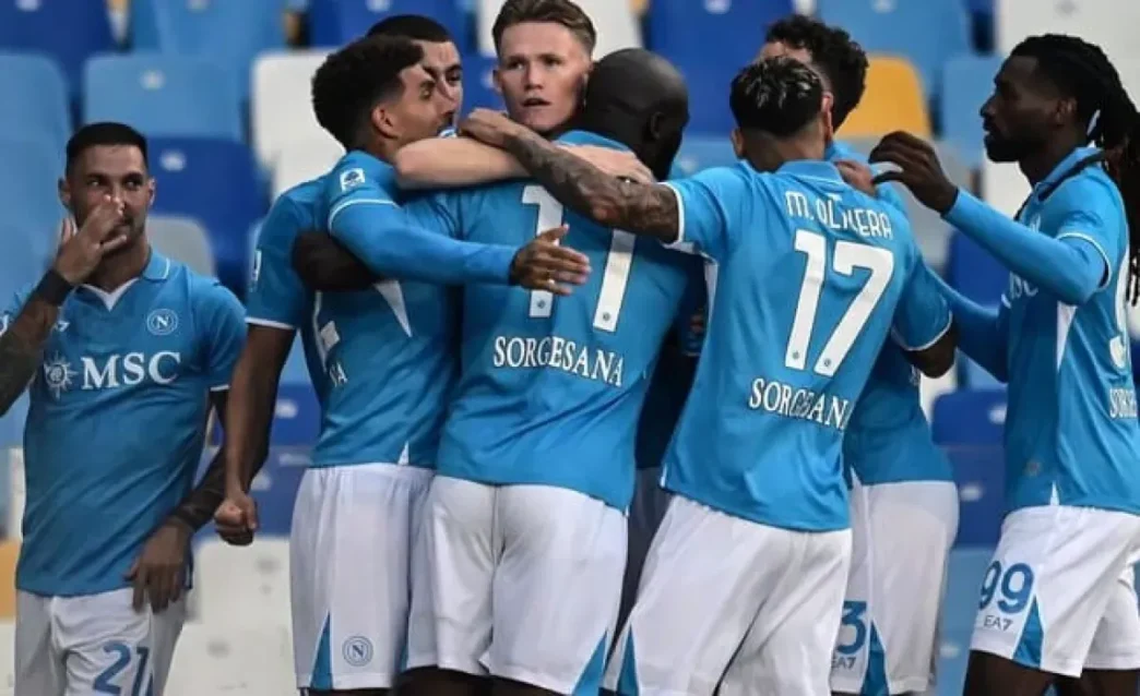 Napoli: riconoscenza, passato e futuro nel calcio