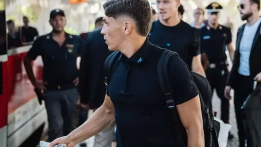 Napoli in treno verso Firenze: Gilmour concentrato, Favasuli carico