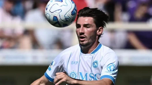 Gilmour, dedica a Landucci dopo il gol a Firenze