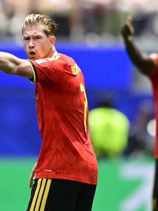 De Bruyne: top col Belgio, flop col Napoli. Di Lorenzo in difficoltà