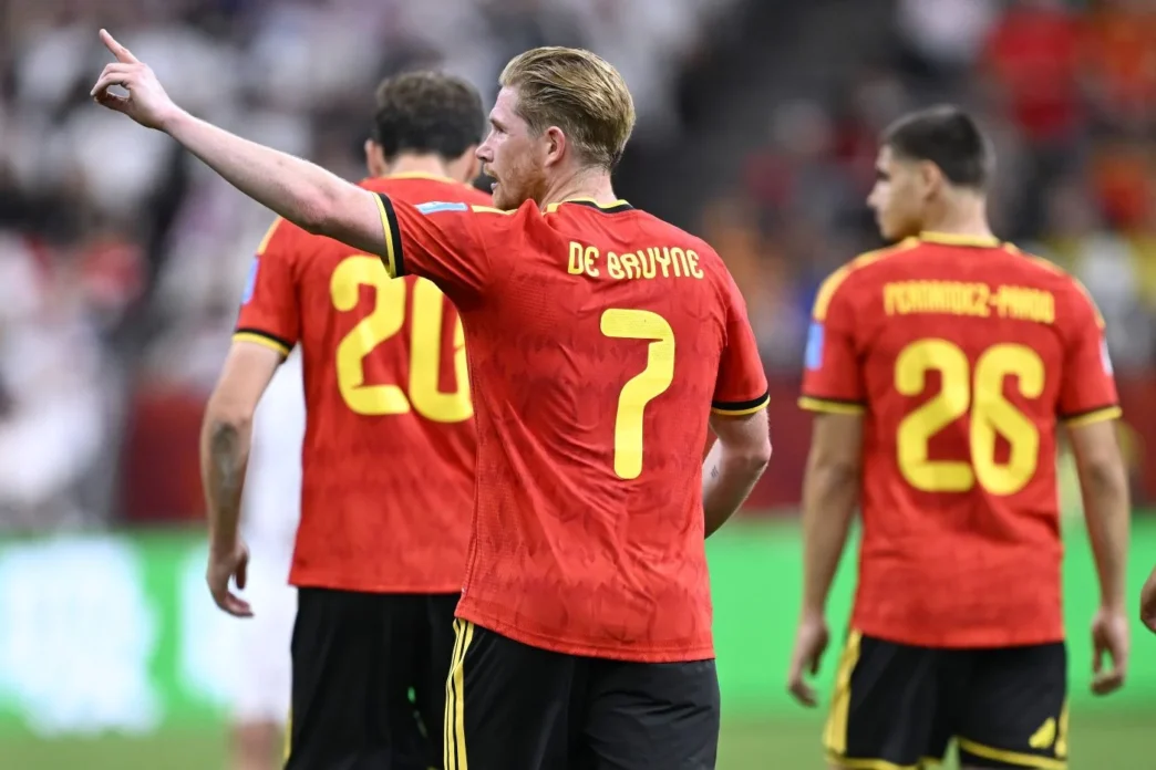 Van Bommel libera De Bruyne: la tesi di Tuttosport