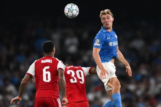 Hojlund criticato: "Egoista, doveva servire De Bruyne" (Gazzetta)
