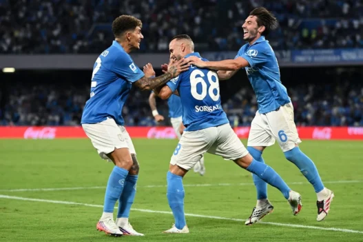 Bertoni scettico sul Napoli: "Rosa non all'altezza per Champions e scudetto"