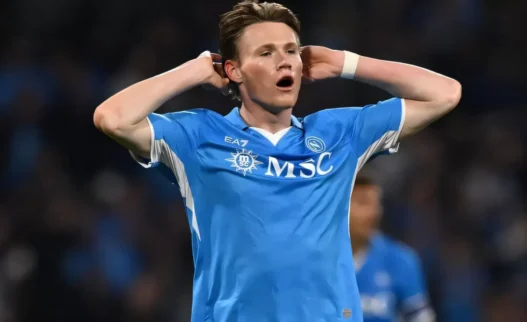Napoli: tifosi perplessi sugli infortuni di McTominay e Giovane