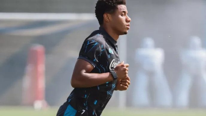 Napoli, allenamento mattutino a Castel Volturno: Neres verso la titolarità contro l'Inter