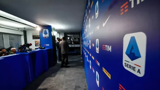 Serie A: Como multato per ritardi contro il Napoli