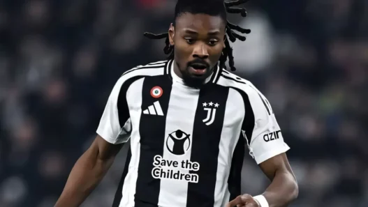 Juventus, tegola Thuram: operazione al ginocchio, rientro nel 2027