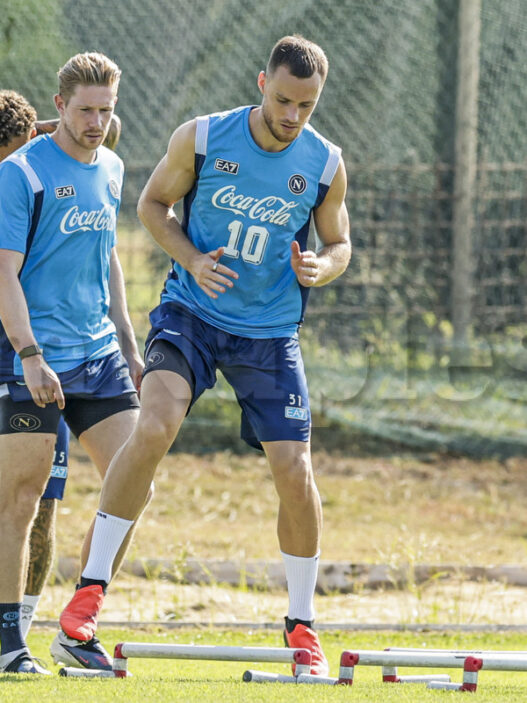 Napoli, allenamento mattutino in preparazione alla sfida con il Villarreal