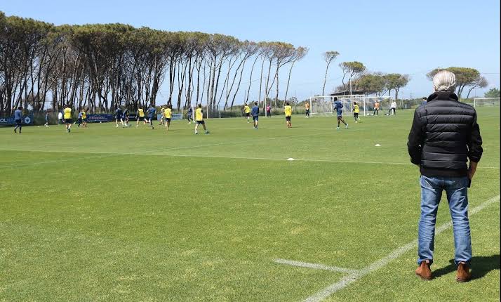 Sorpresa De Laurentiis a Castel Volturno: incontro con Allegri