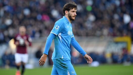 Kvaratskhelia, rottura del crociato: il Napoli augura pronta guarigione
