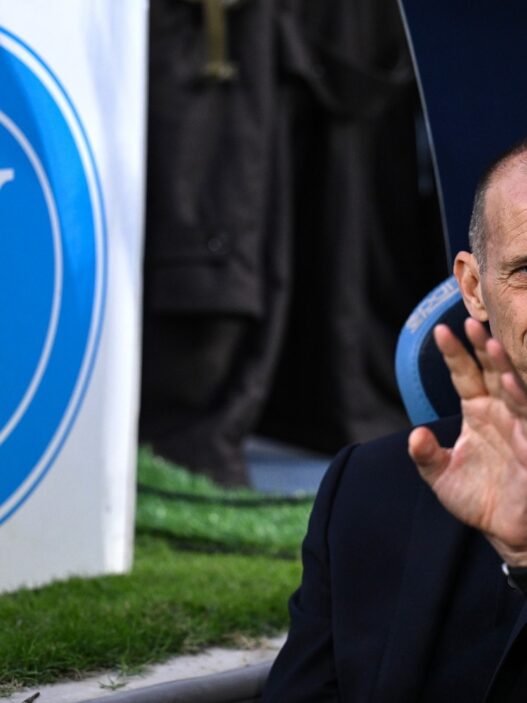 Napoli, Allegri squalificato per due giornate: ammenda di 10mila euro