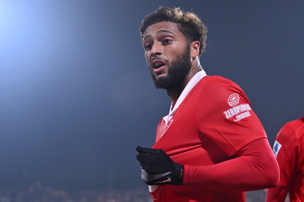 Calciomercato Napoli: Manna osserva Zoma, Varela resta un'opzione
