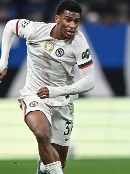 Napoli su Acheampong: il Chelsea dice no alla cessione