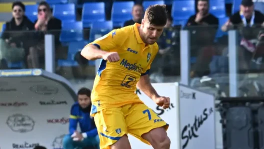Frosinone, Bracaglia: "Nessuna paura contro il Napoli, servirà un grande Frosinone"