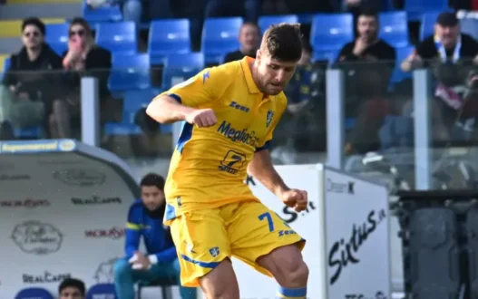 Frosinone, Bracaglia: "Nessuna paura contro il Napoli, servirà un grande Frosinone"