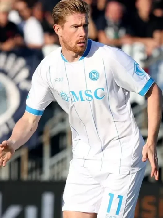 De Bruyne, un "Tonino" irritante: il paragone con Lello Arena