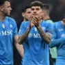 Napoli, sconfitta a Venezia: Di Lorenzo guida i compagni verso i tifosi