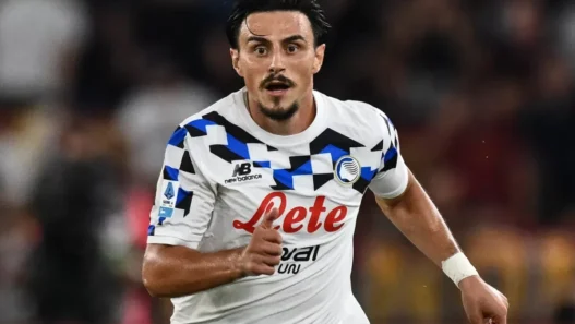 Serie A: Atalanta-Frosinone 4-4, Genoa batte Venezia 1-0