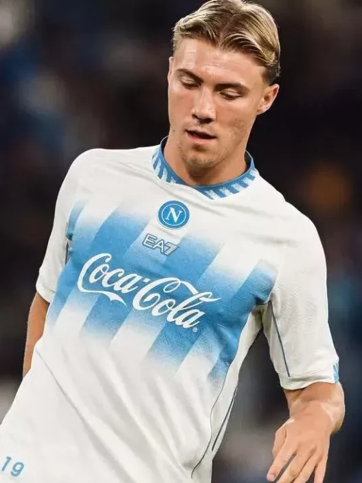 Hojlund, il Napoli lo blinda: clausola da 85 milioni