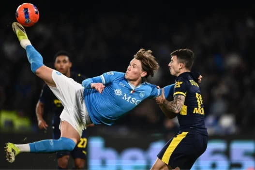 McTominay, richieste d'ingaggio elevate: addio al Napoli vicino