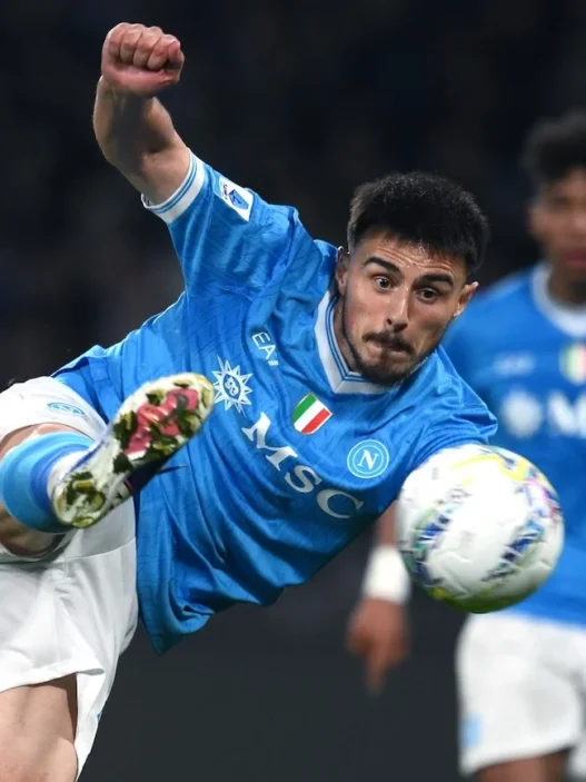 Elmas: "A marzo il Napoli mi disse che mi avrebbe riscattato, con Conte sarei rimasto"
