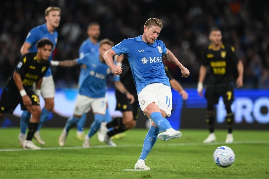 De Bruyne: "Mi piace giocare da 8 o 10", ma oggi posizione diversa non è problema