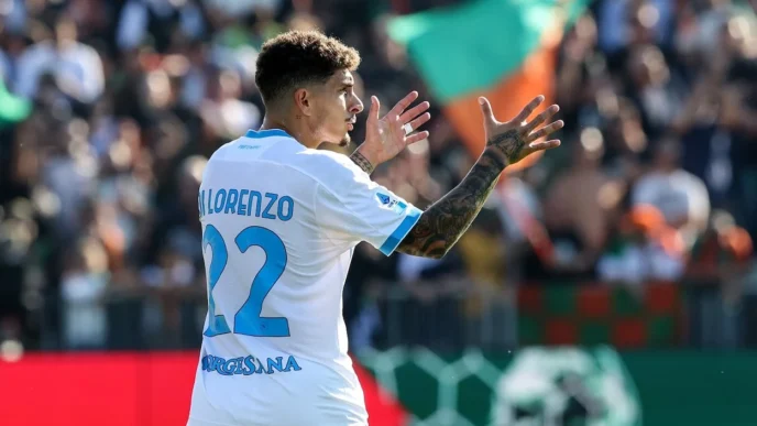 Di Lorenzo replica a Bruscolotti: "A 75 anni non criticherò lo spogliatoio"