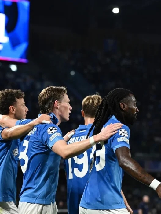 Napoli, vittoria "circense" in Champions: Allegri ritrova il successo