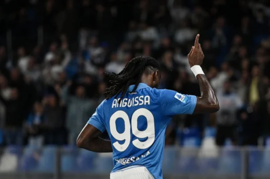 Napoli, Allegri abbandona la prudenza: la squadra gioca all'attacco
