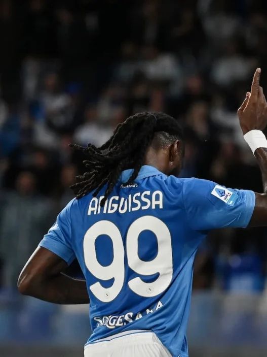Napoli, Allegri abbandona la prudenza: la squadra gioca all'attacco