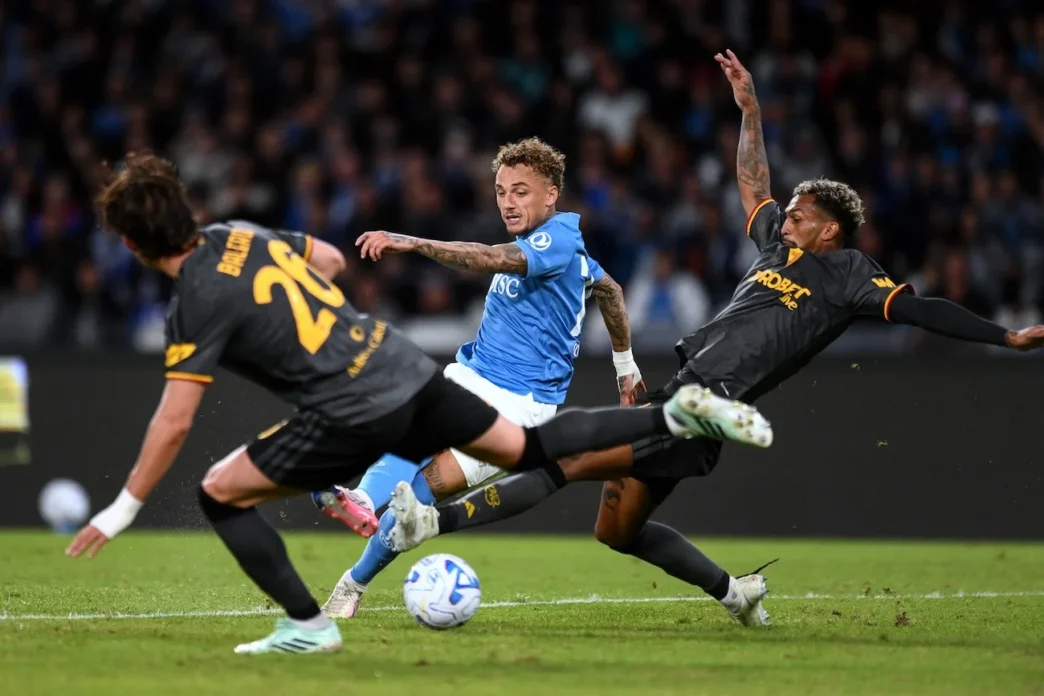 Napoli, il Corsera: "Nuovo inizio per Allegri con De Bruyne e McTominay"