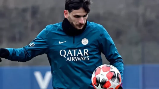 PSG, Maza per Kvaratskhelia: trattativa da 50 milioni