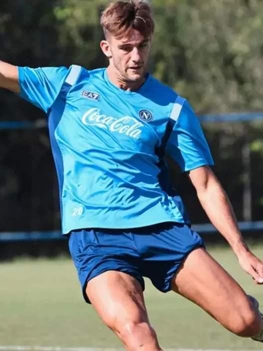 Lucca, allenamento speciale a Castel Volturno: Marianucci non lo trattiene