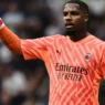 Maignan espulso: rosso diretto e rigore al Bournemouth. Milan in 10