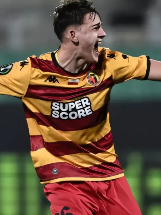 Mazurek, interesse Dortmund. Napoli osserva, stesso agente di Lobotka
