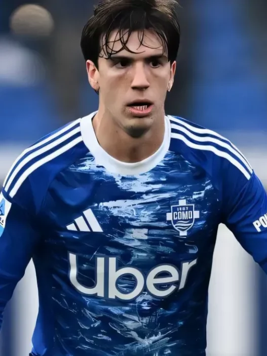 Napoli, persiste l'interesse per Perrone: Como punta al rinnovo